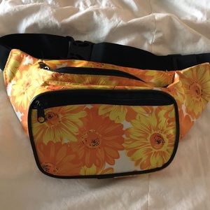 Fanny pack